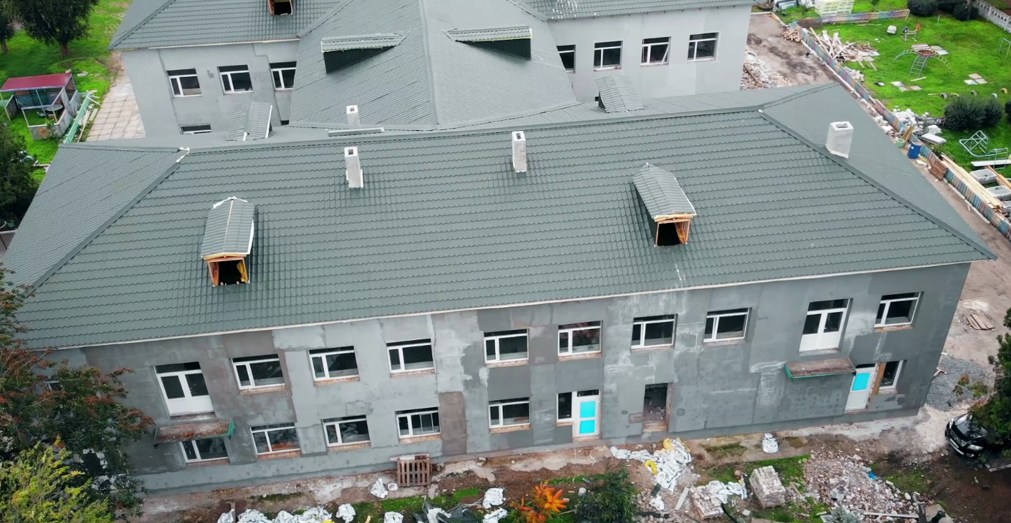 В смт Іванівка триває реконструкція будівлі дитячого ясла-садка "Лелеченя